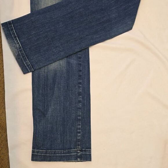 DIESEL INDUSTRY WOMEN'S STRAIGHT LEG JEANS SIZE 28 - Picture 2 of 14